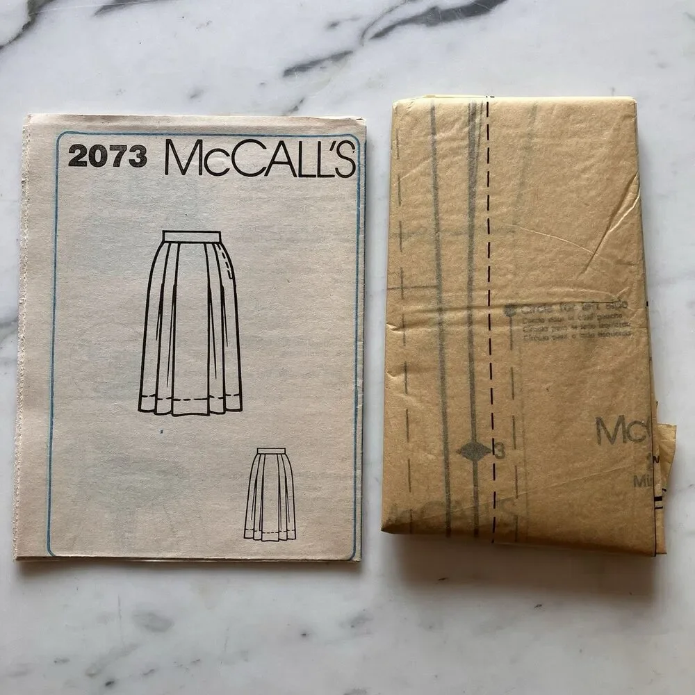 Vintage McCall's Pattern 2073 Women's Pleated Skirt Size 16 Business Pro‎ Cut